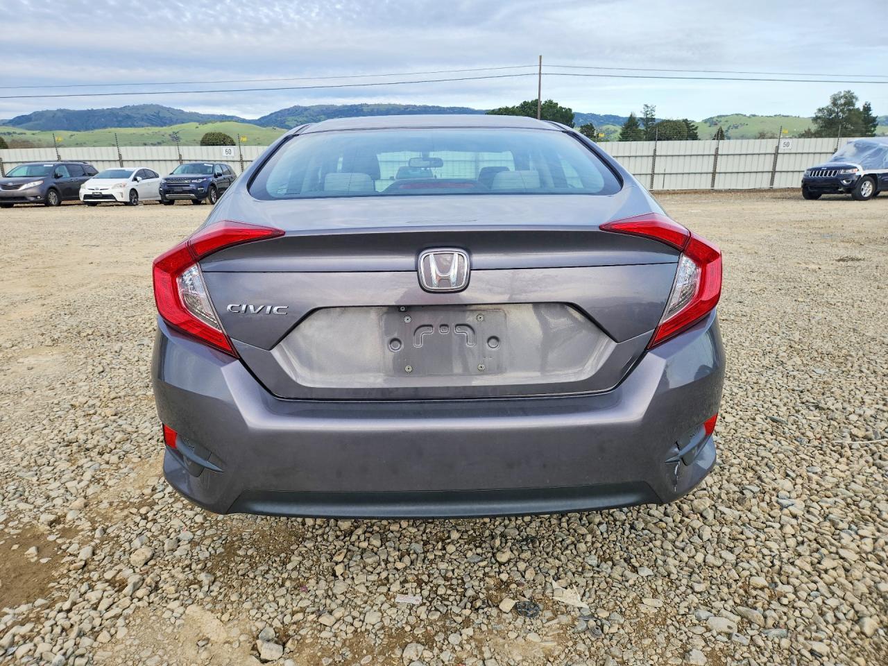 2018 HONDA CIVIC