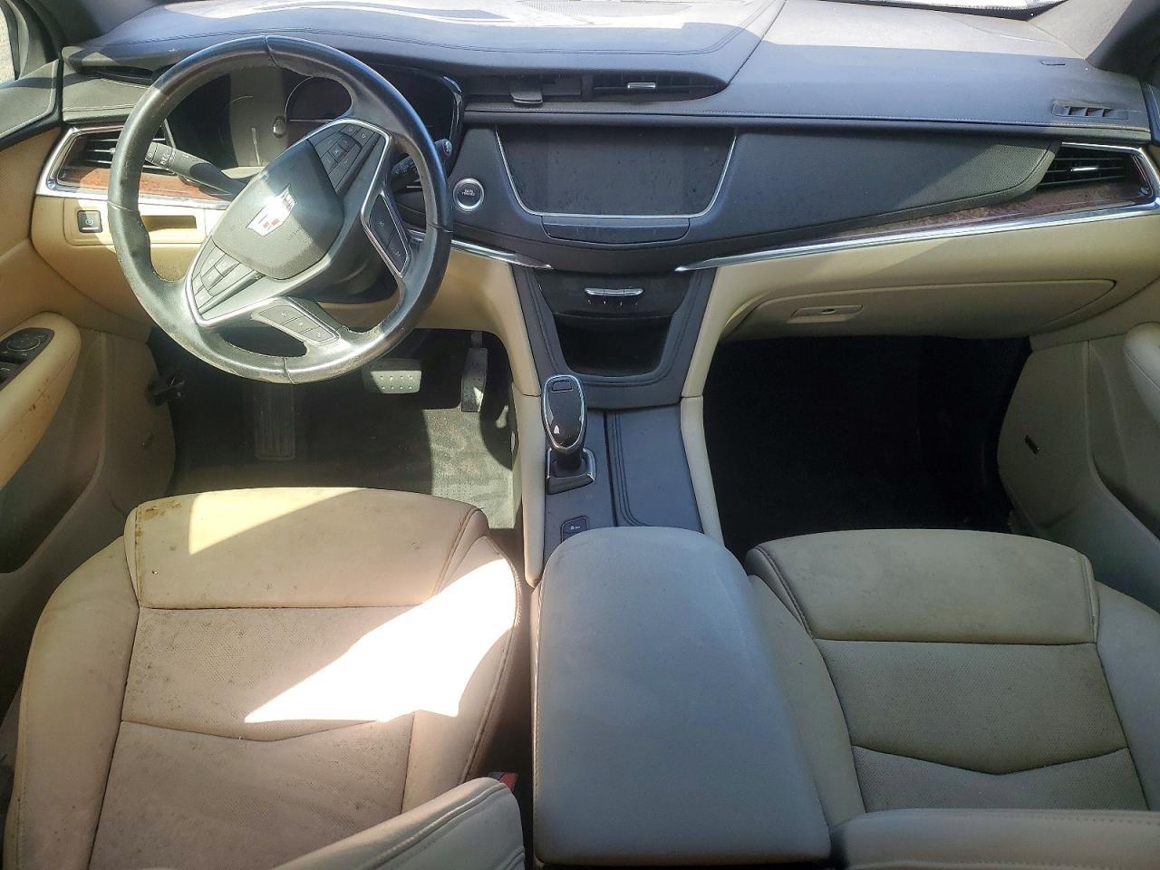2018 CADILLAC XT5