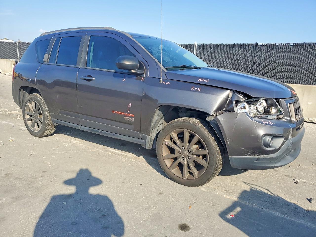 2016 JEEP Compass