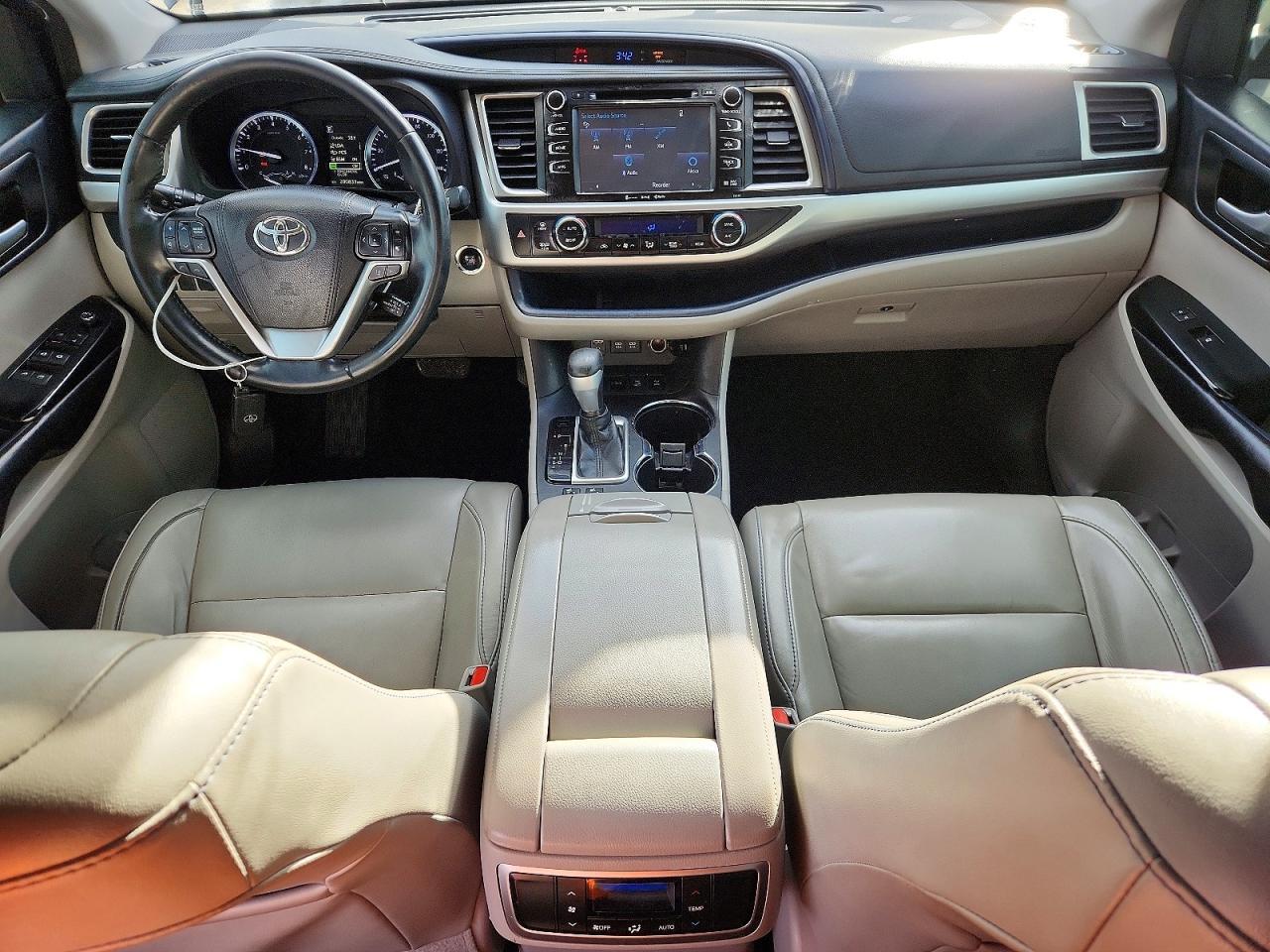 2018 TOYOTA HIGHLANDER