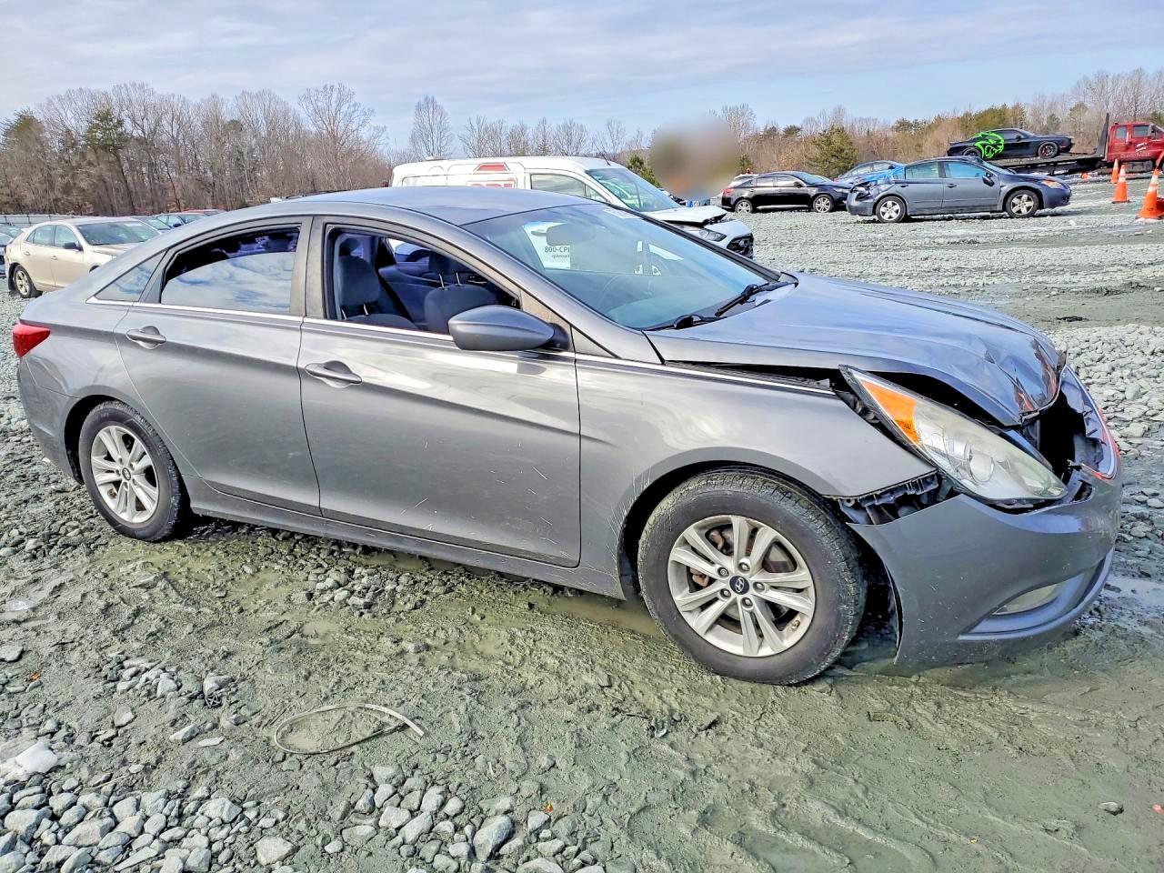 2013 HYUNDAI SONATA