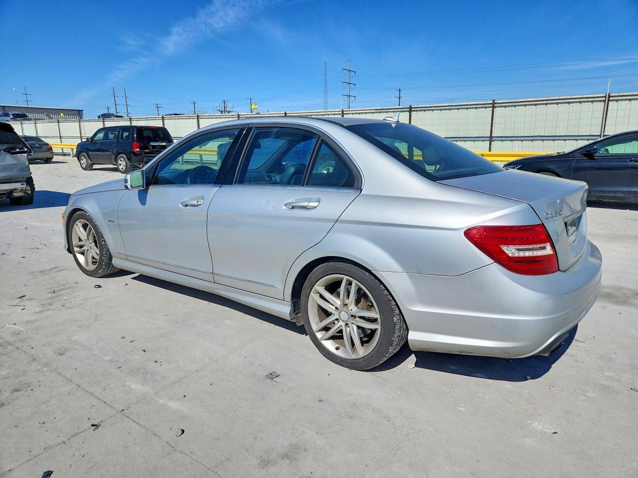 2012 MERCEDES-BENZ C-CLASS