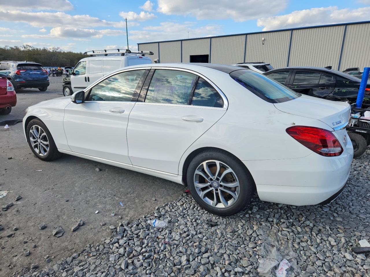 2016 MERCEDES-BENZ C-CLASS