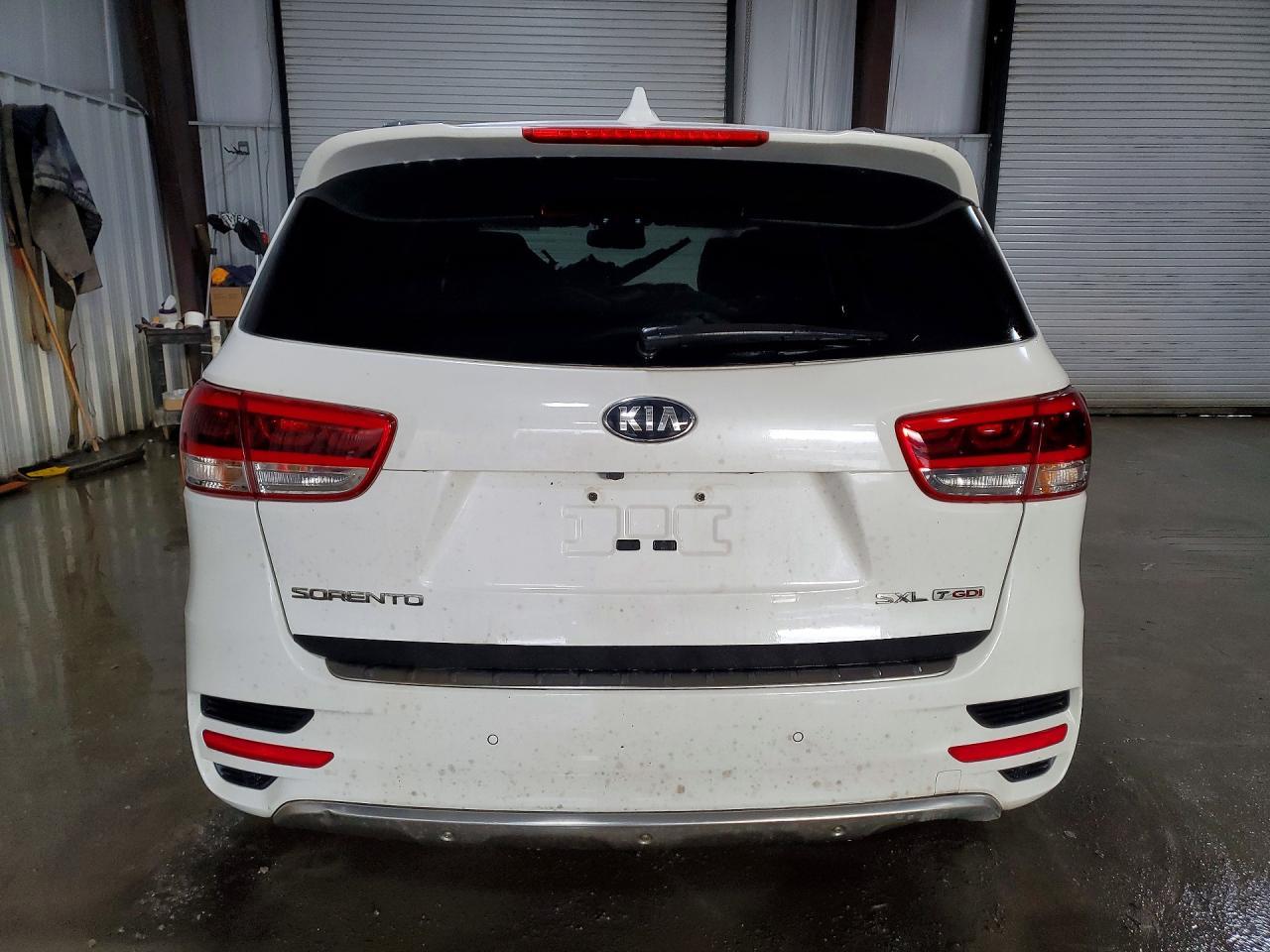 2016 KIA SORENTO