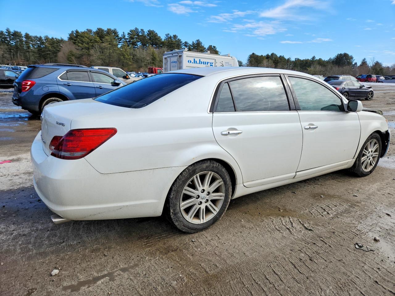 2008 TOYOTA Avalon