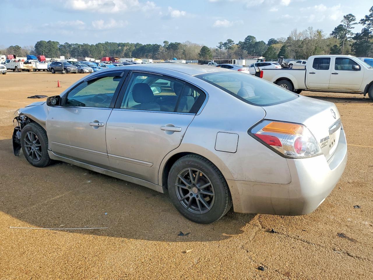 2012 NISSAN ALTIMA