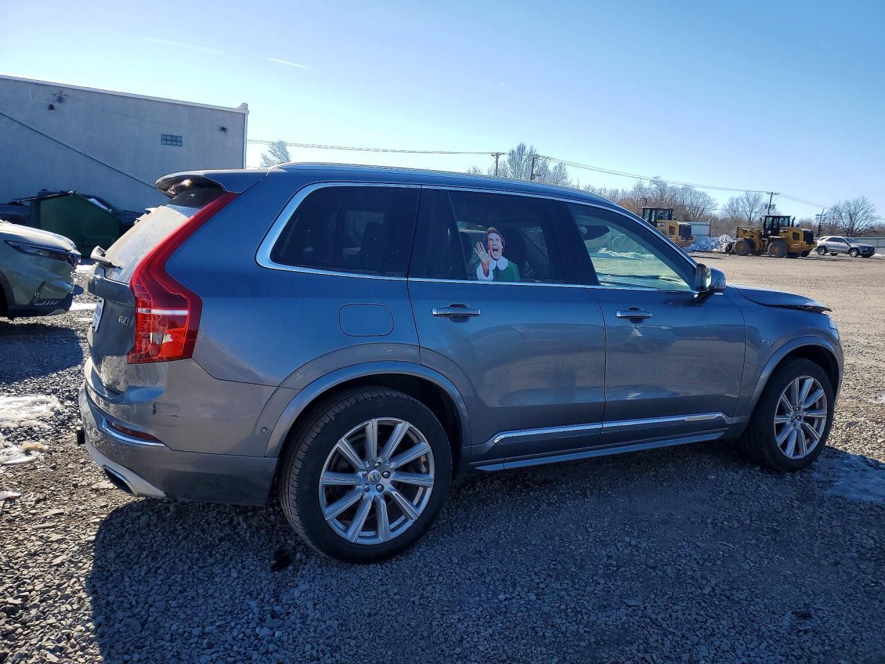 2016 VOLVO XC90