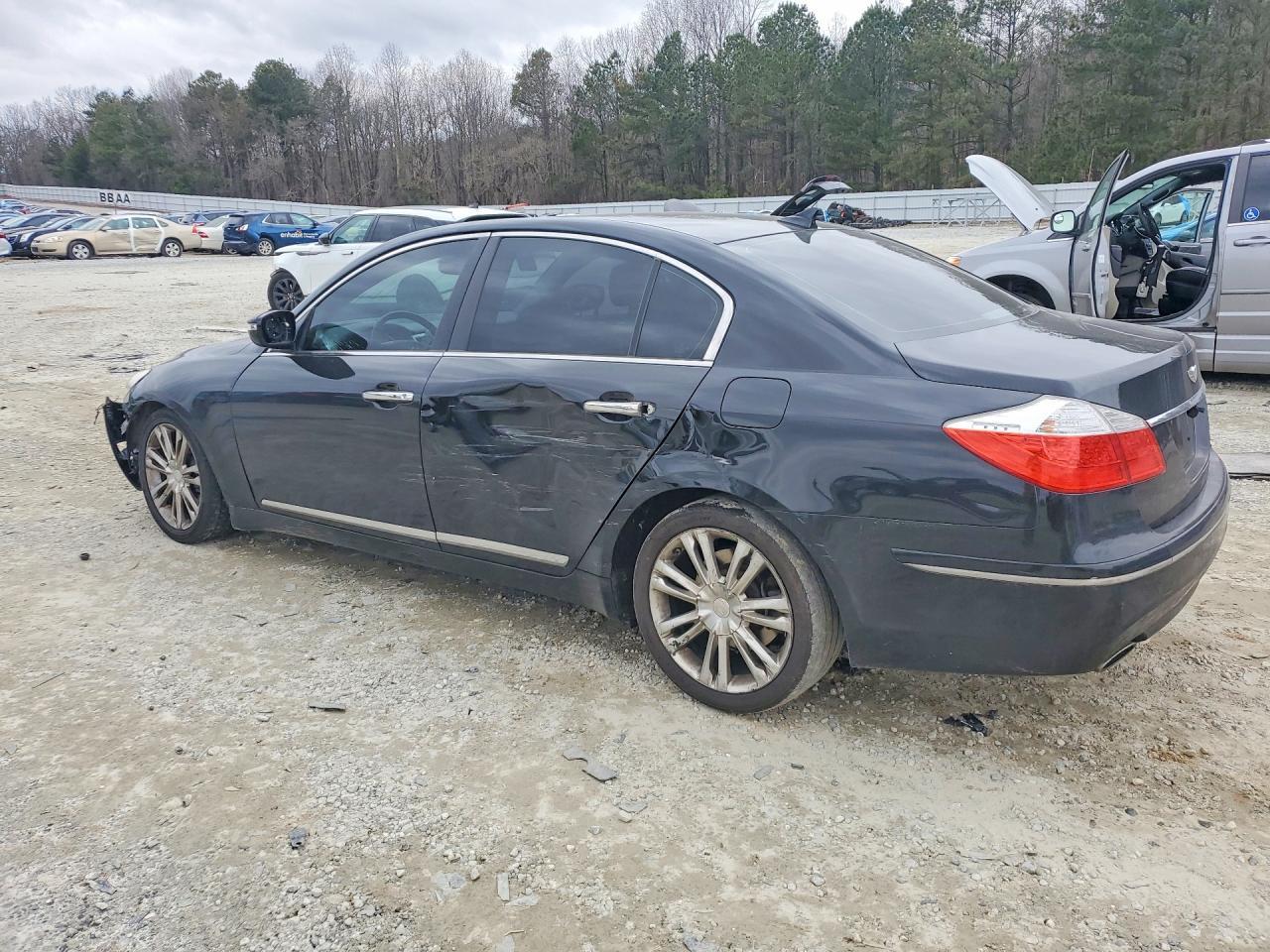 2009 HYUNDAI GENESIS