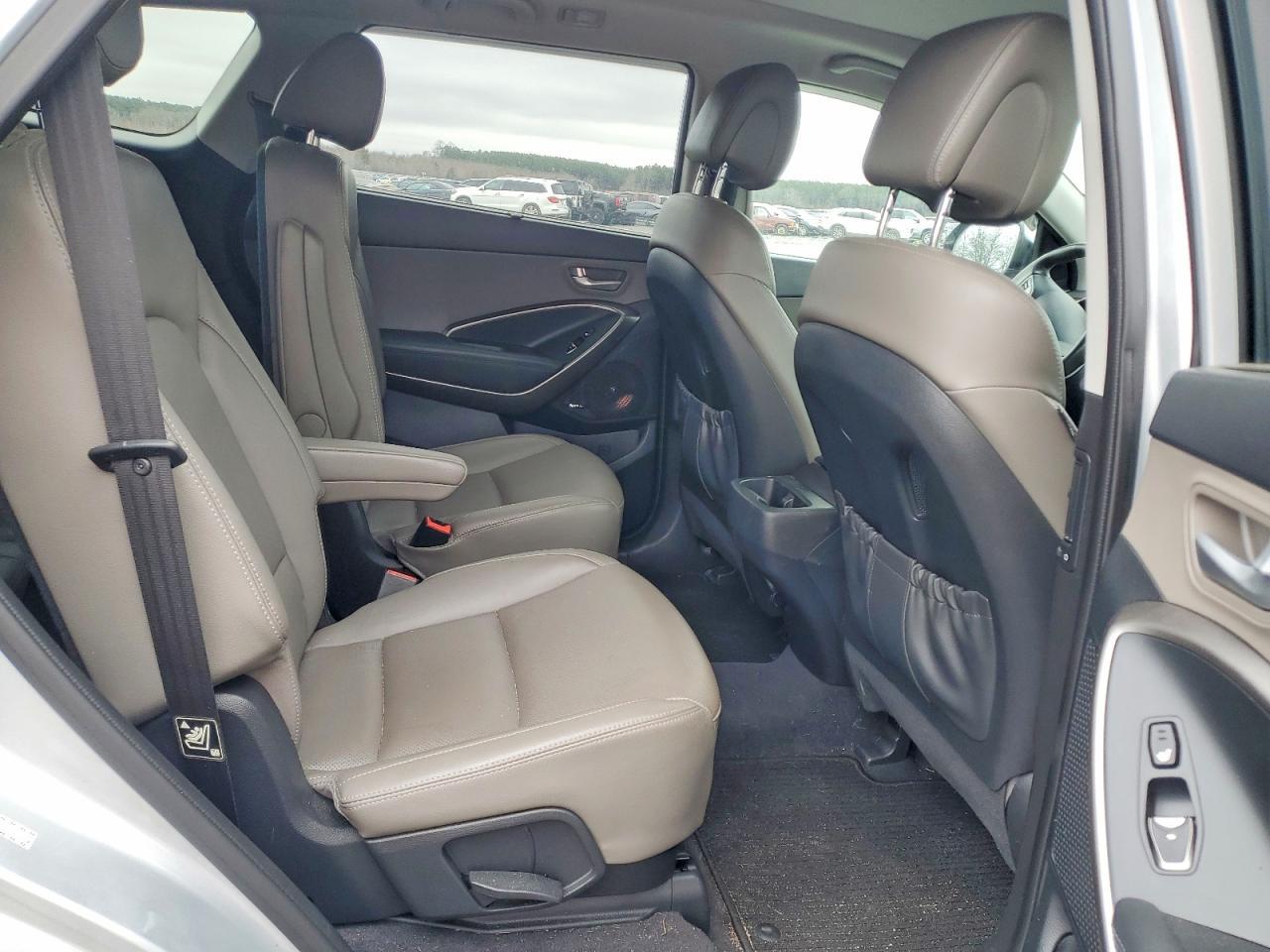 2017 HYUNDAI SANTA FE