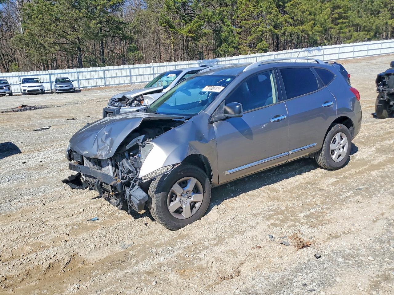 2014 NISSAN ROGUE