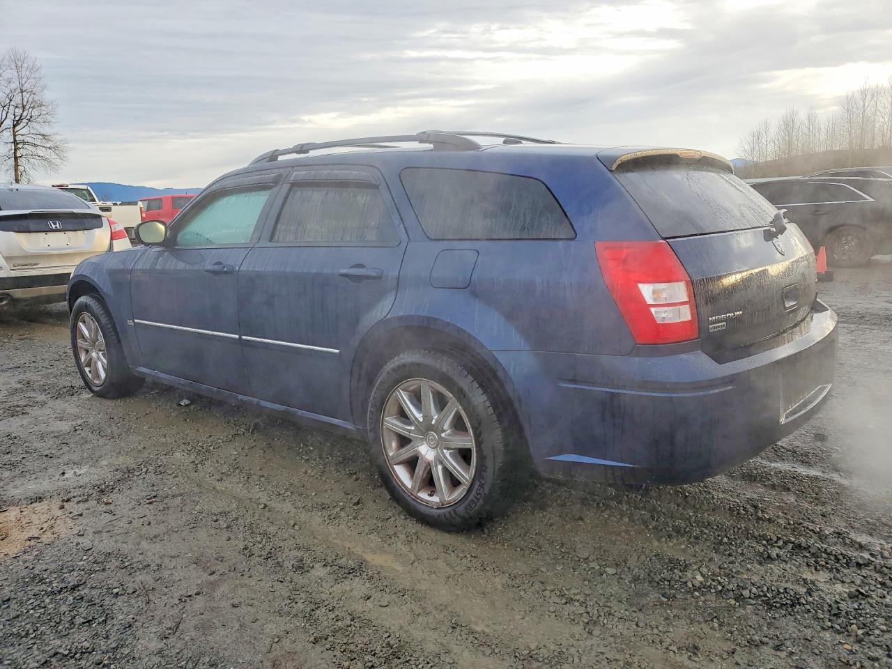 2005 DODGE MAGNUM
