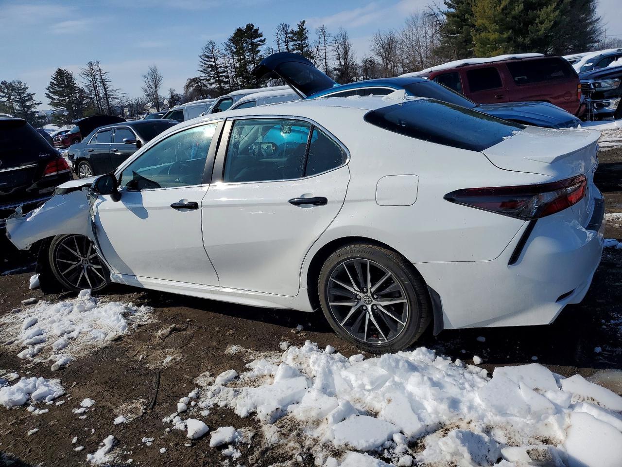 2023 TOYOTA CAMRY