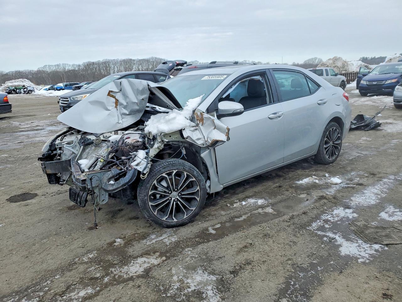 2016 TOYOTA COROLLA