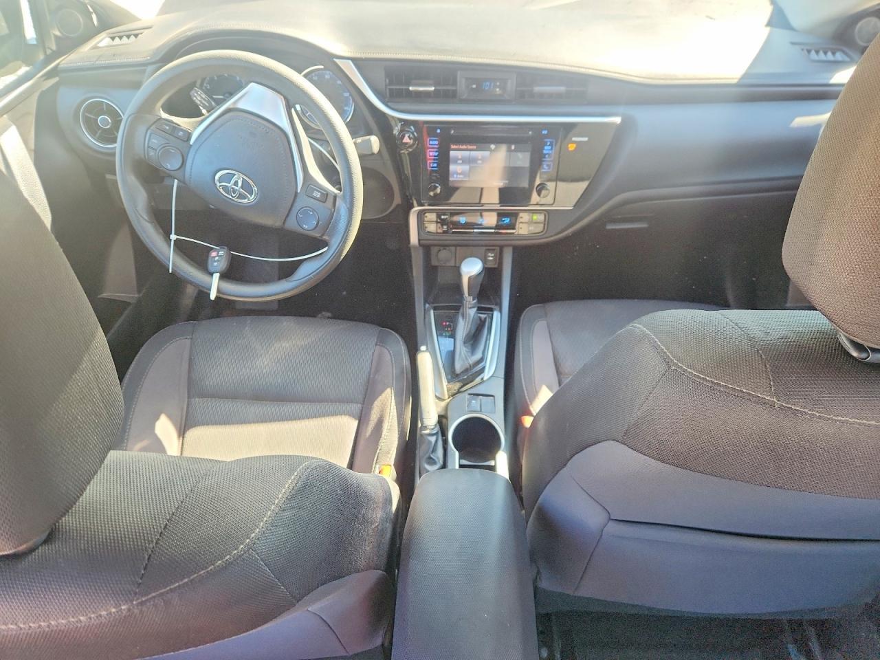 2017 TOYOTA COROLLA