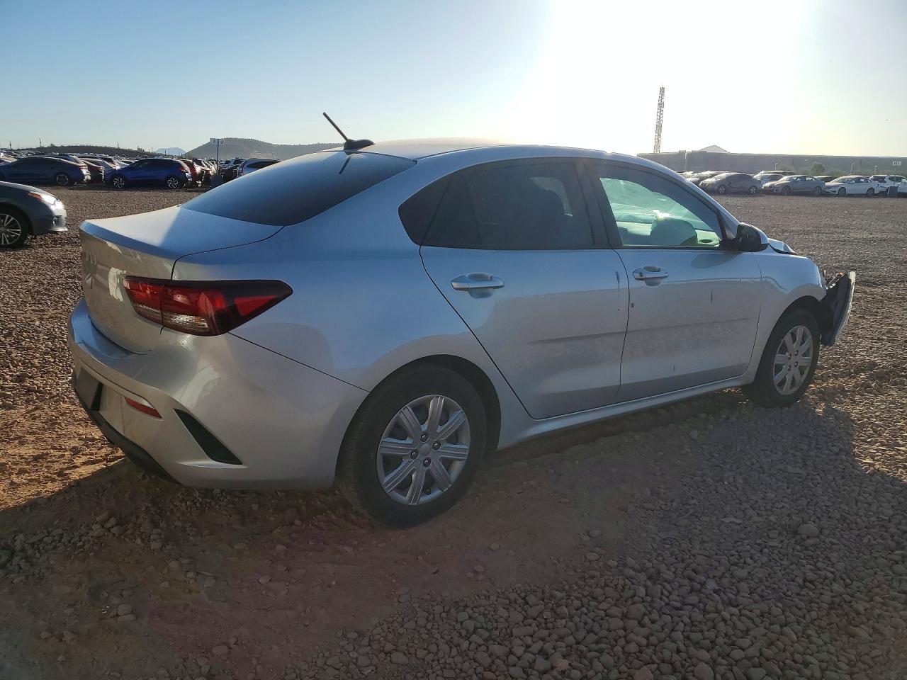 2022 KIA RIO