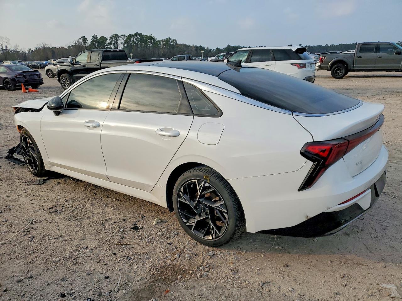 2025 KIA K5