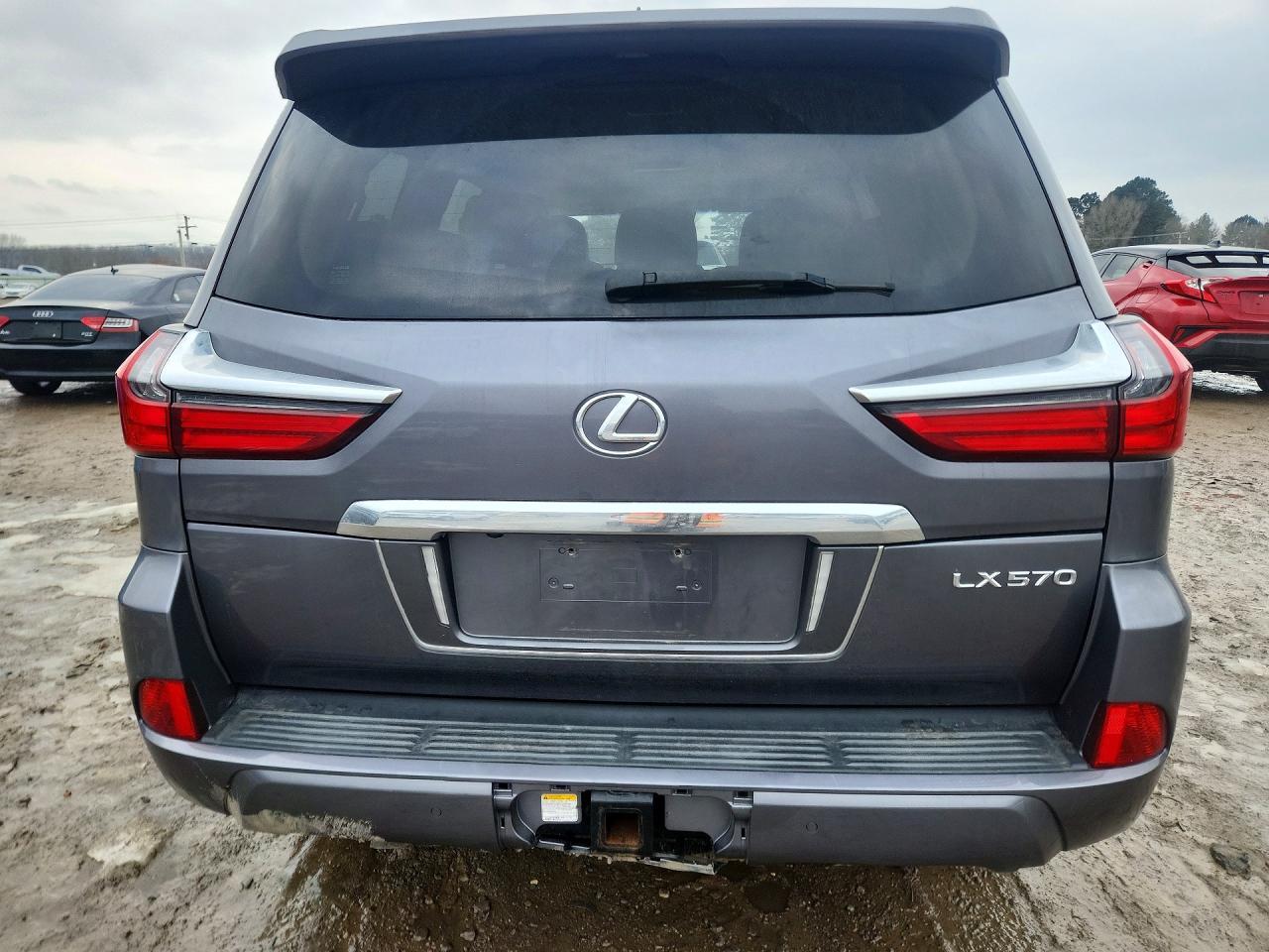 2018 LEXUS LX 570