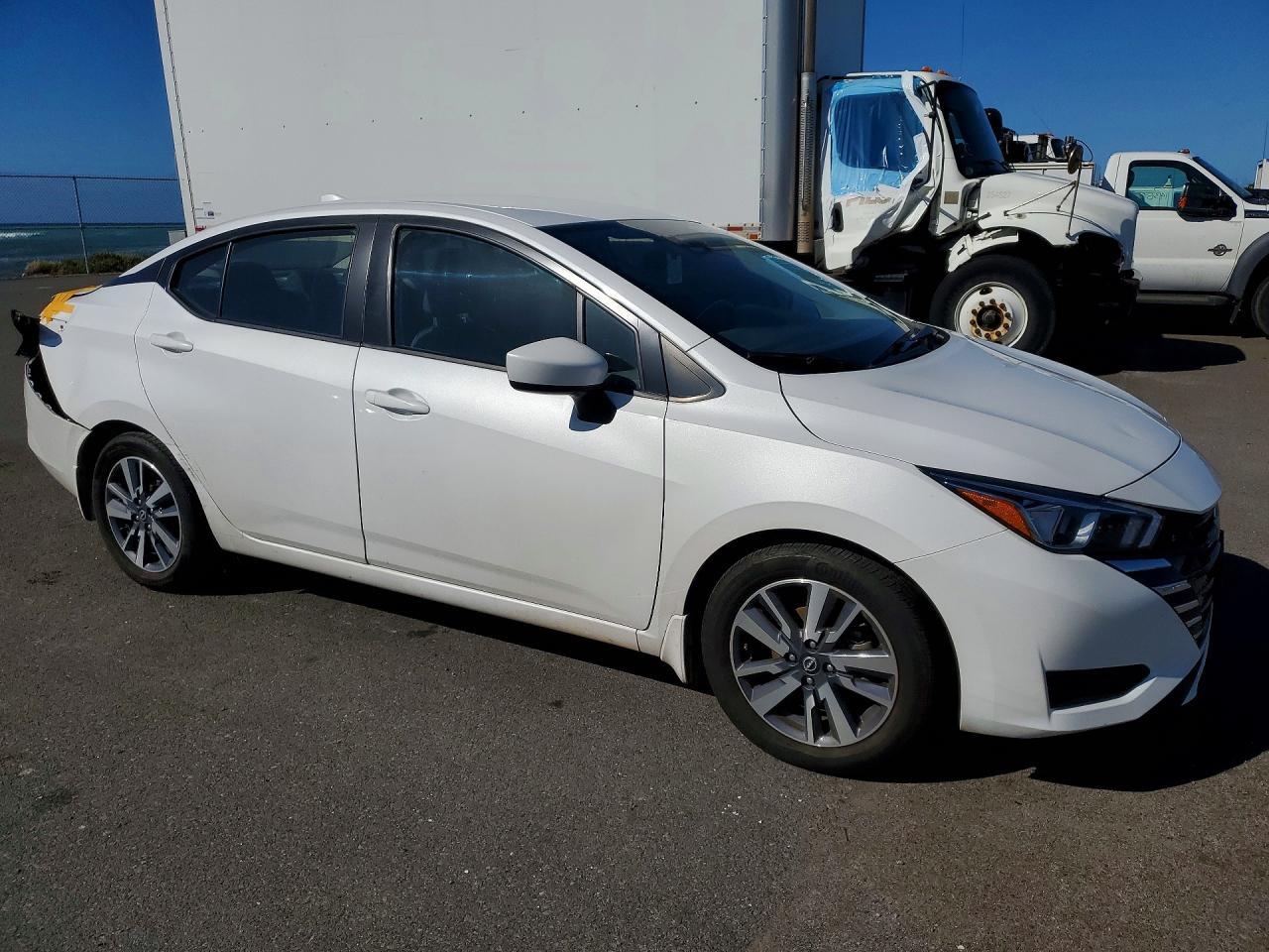 2023 NISSAN VERSA
