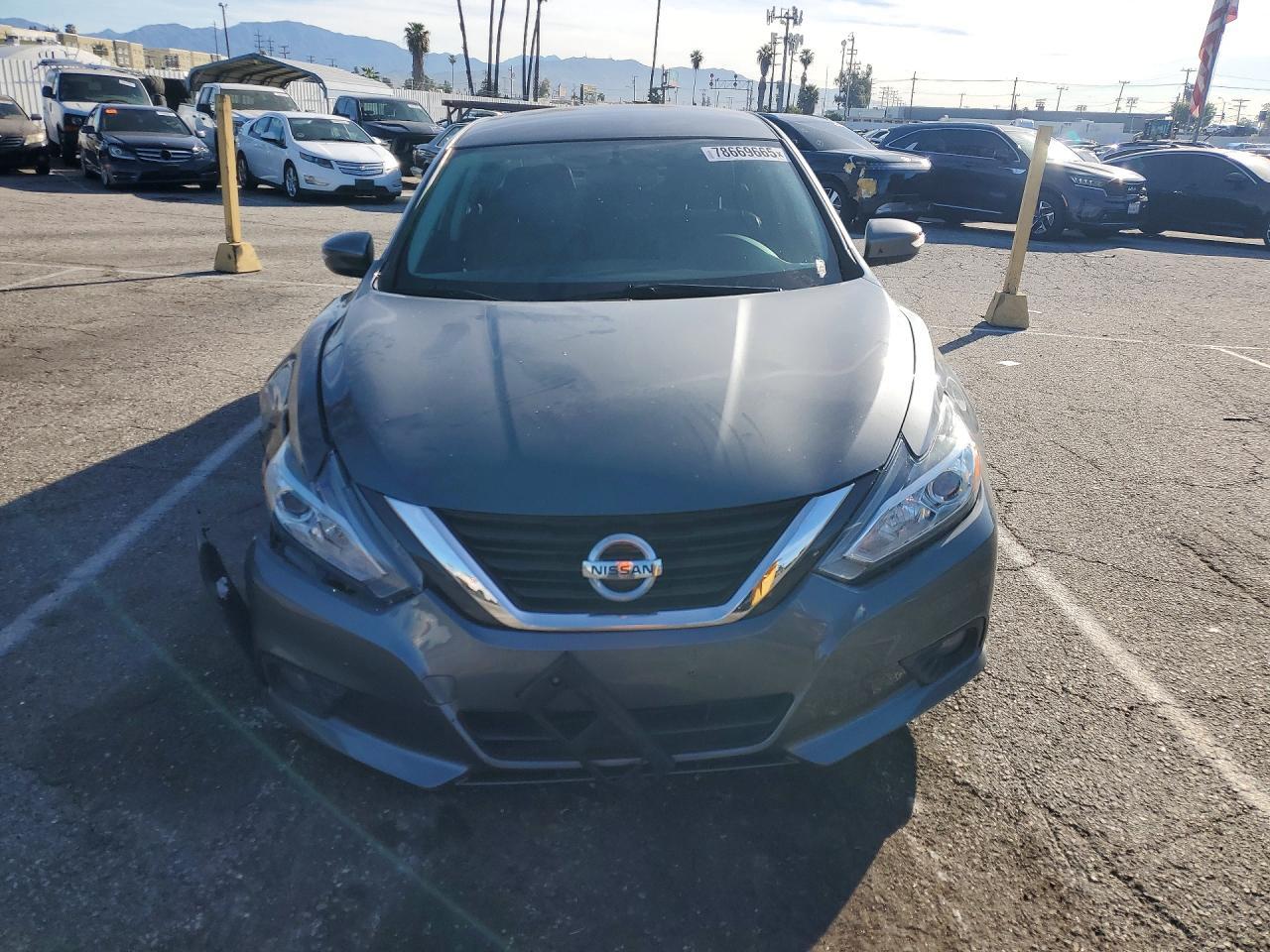 2017 NISSAN