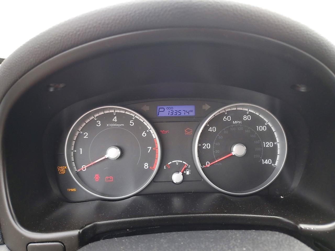2011 HYUNDAI ACCENT