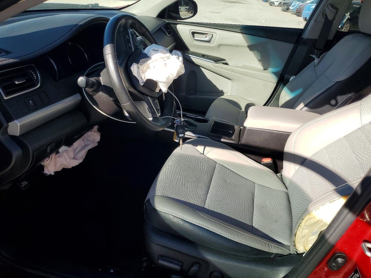 2017 TOYOTA CAMRY