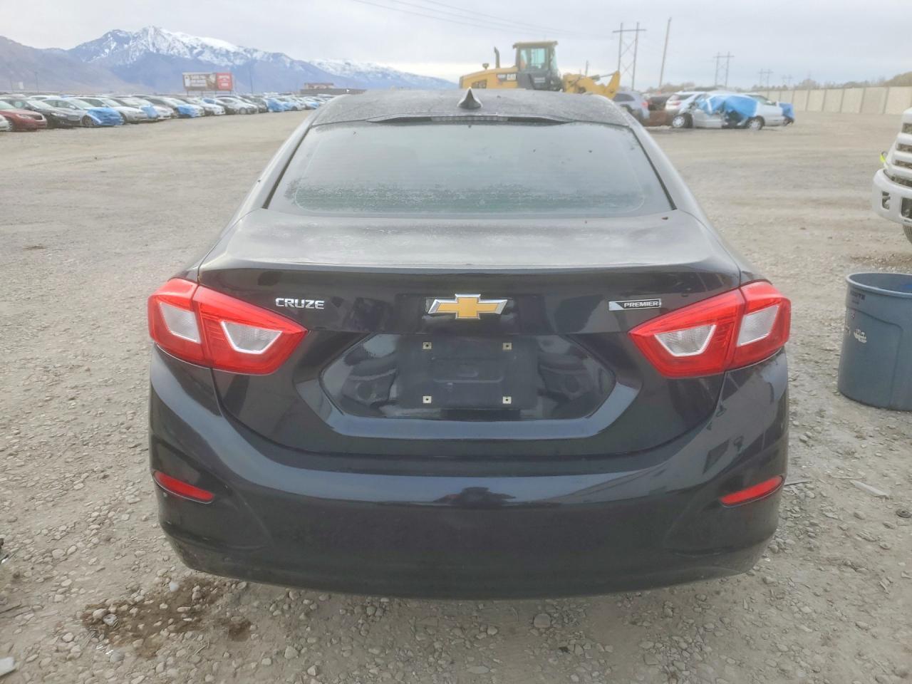 2017 CHEVROLET CRUZE