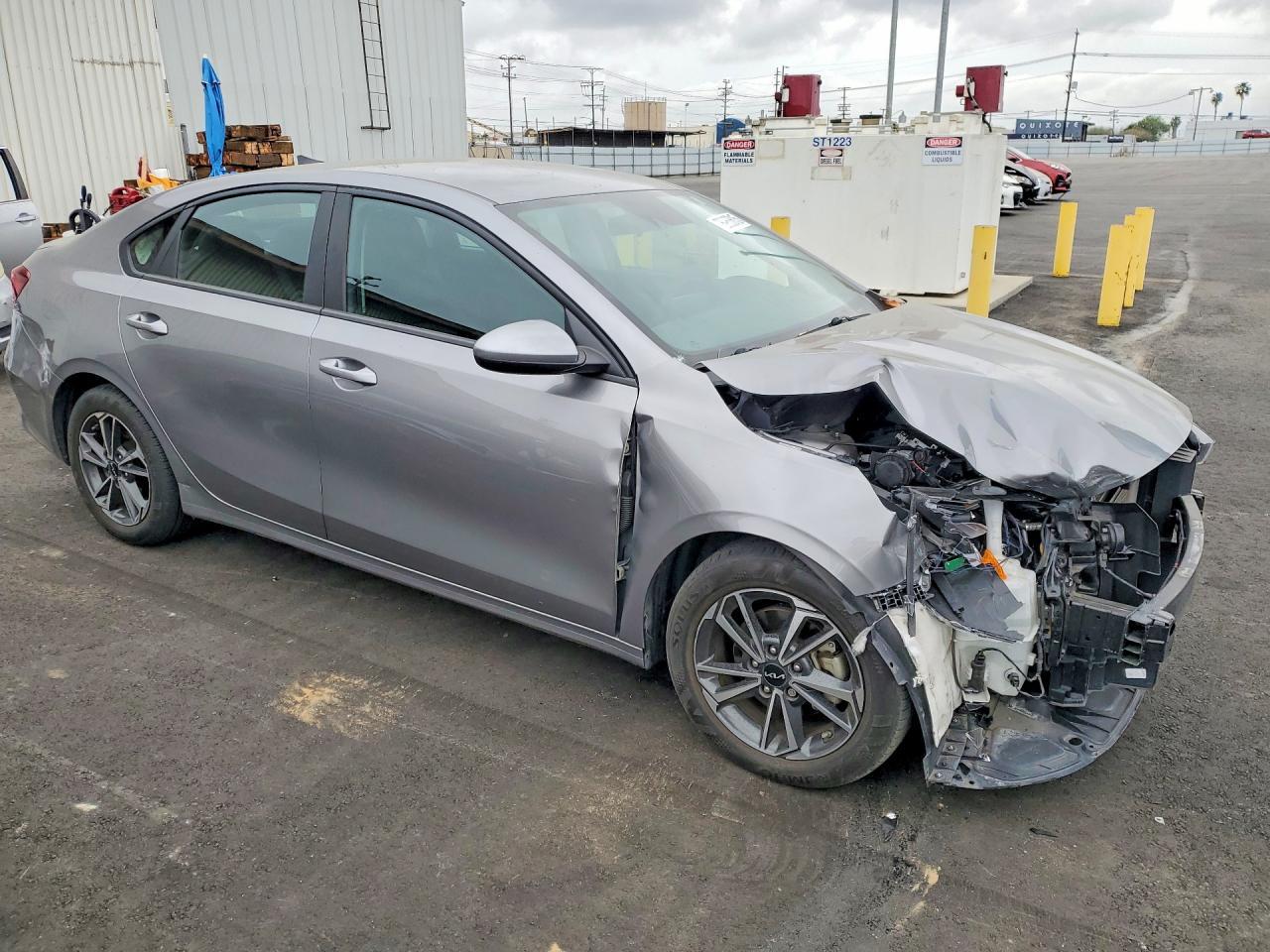2023 KIA FORTE
