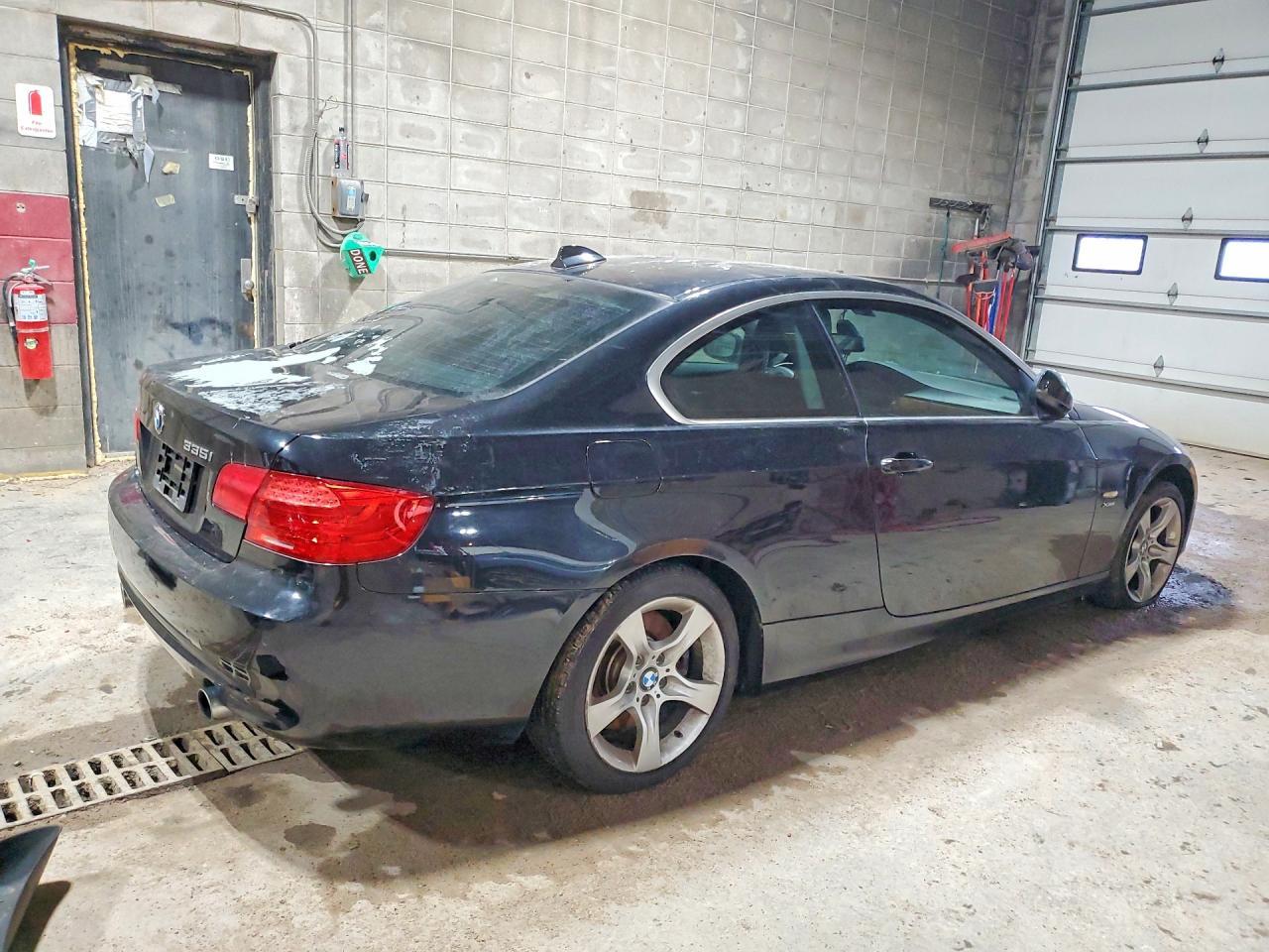 2011 BMW 3 SERIES