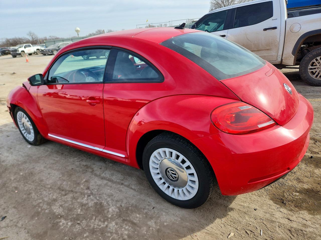 2015 VOLKSWAGEN Beetle
