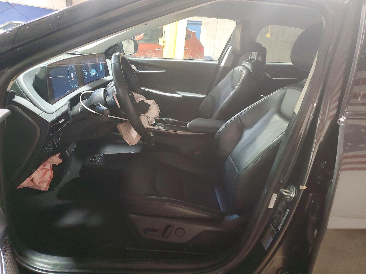 2023 KIA EV6