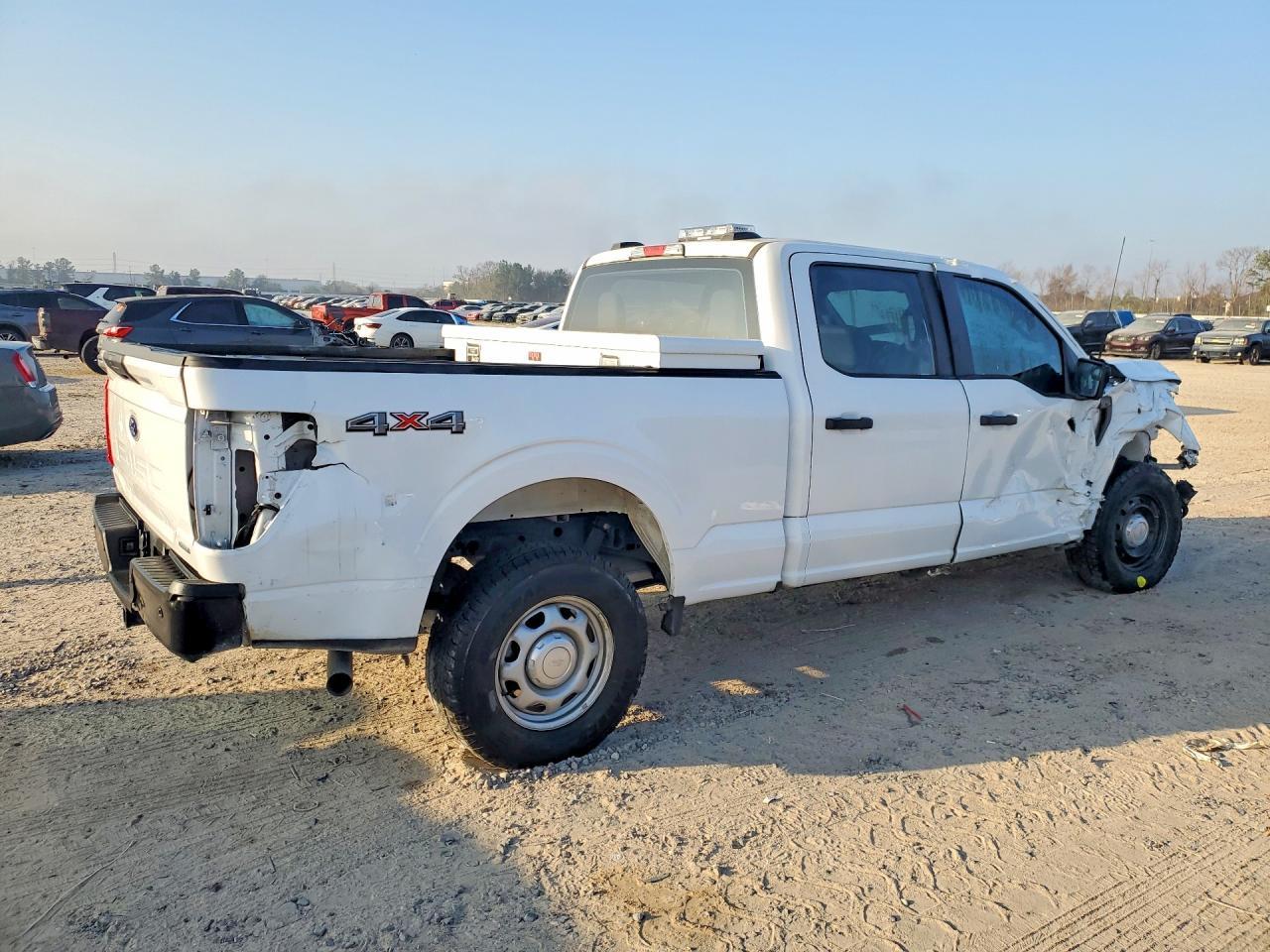2023 FORD F-150 Lightning