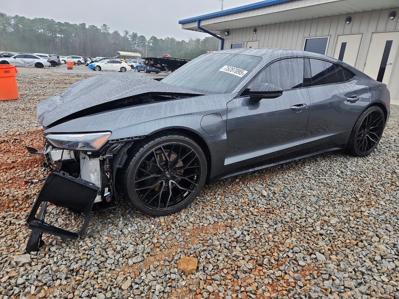 2024 AUDI e-tron GT