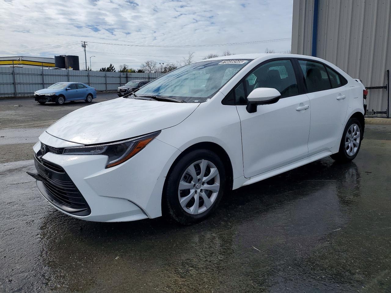 2025 TOYOTA COROLLA