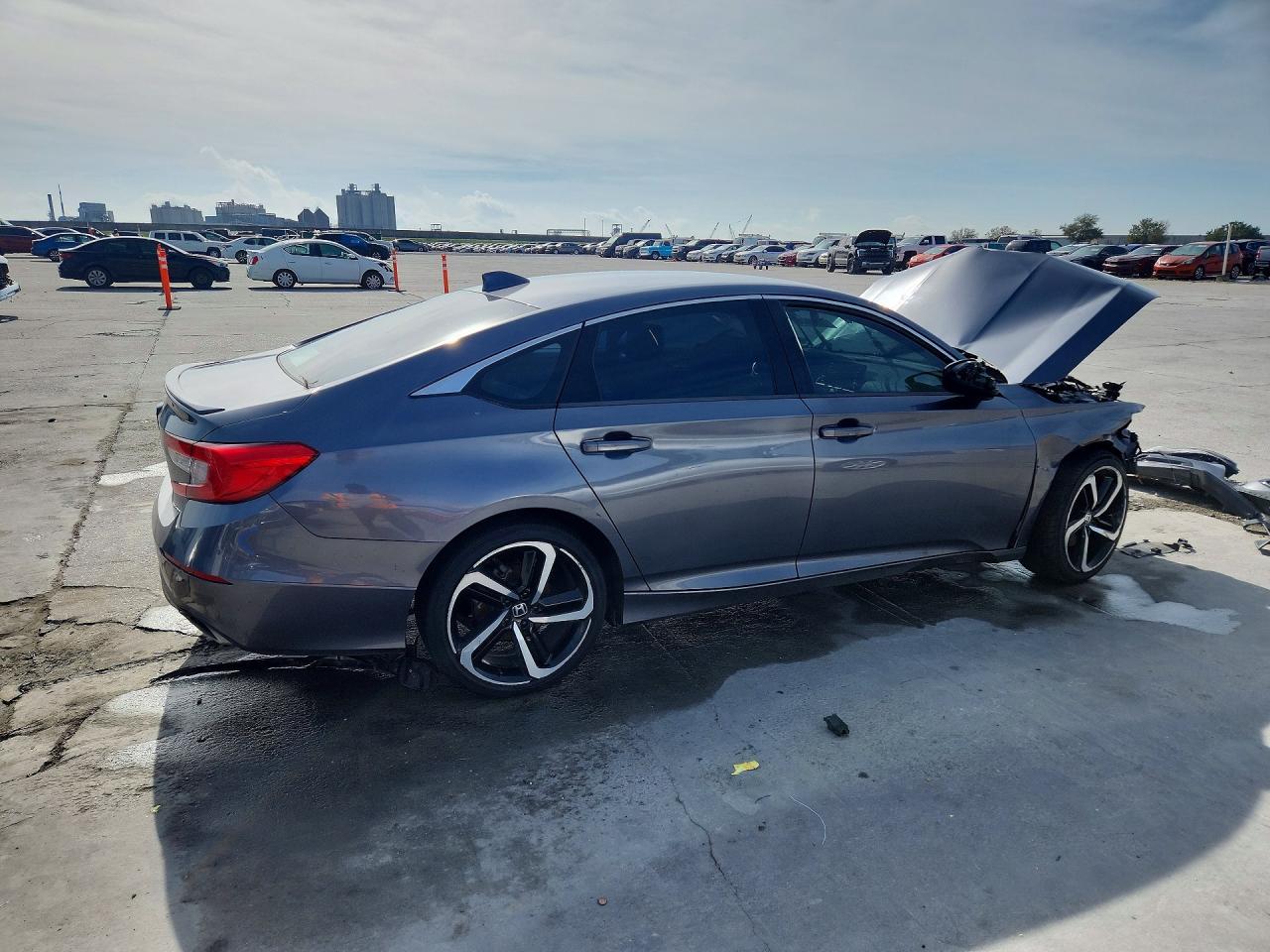 2018 HONDA ACCORD