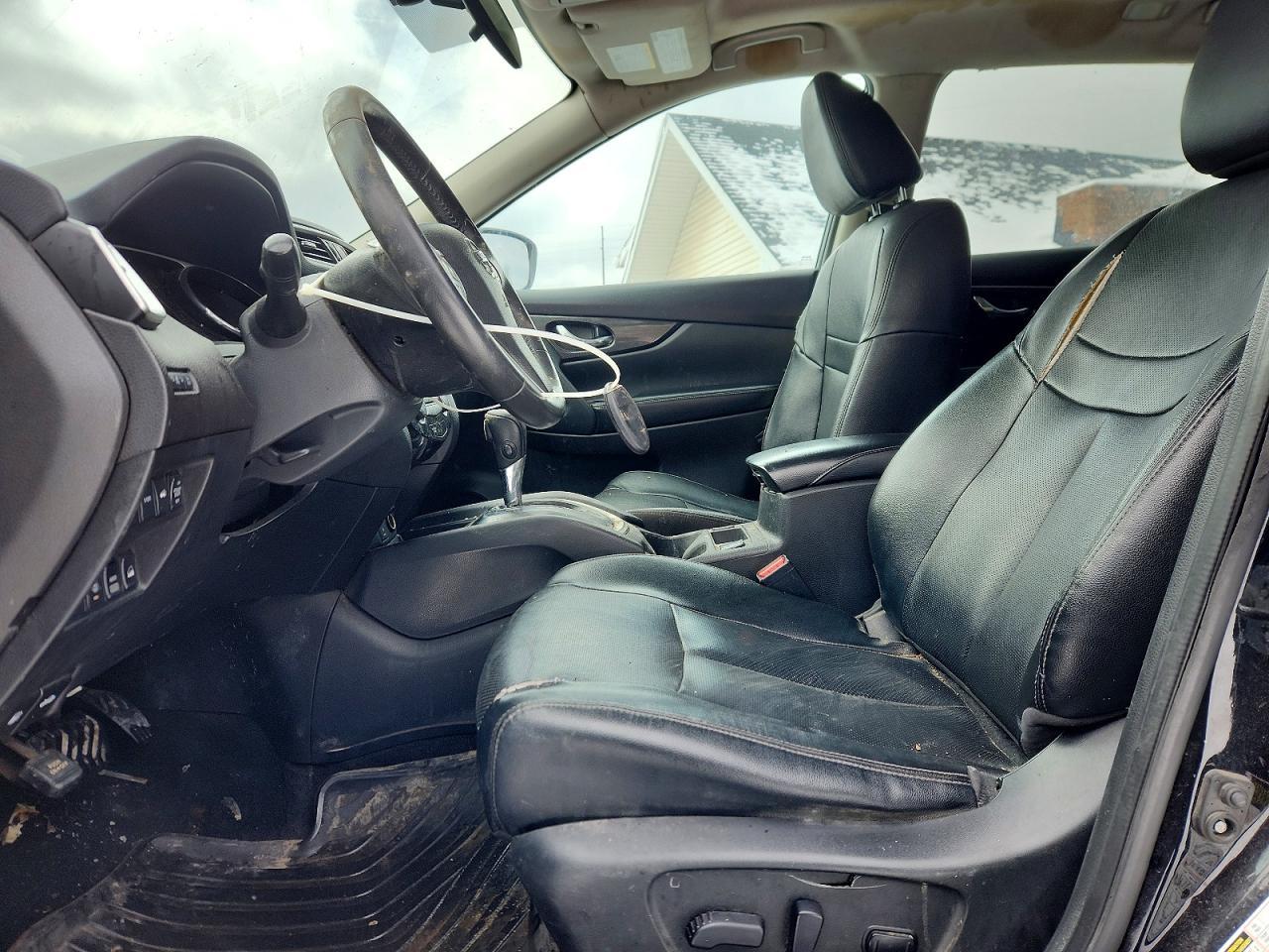 2016 NISSAN ROGUE
