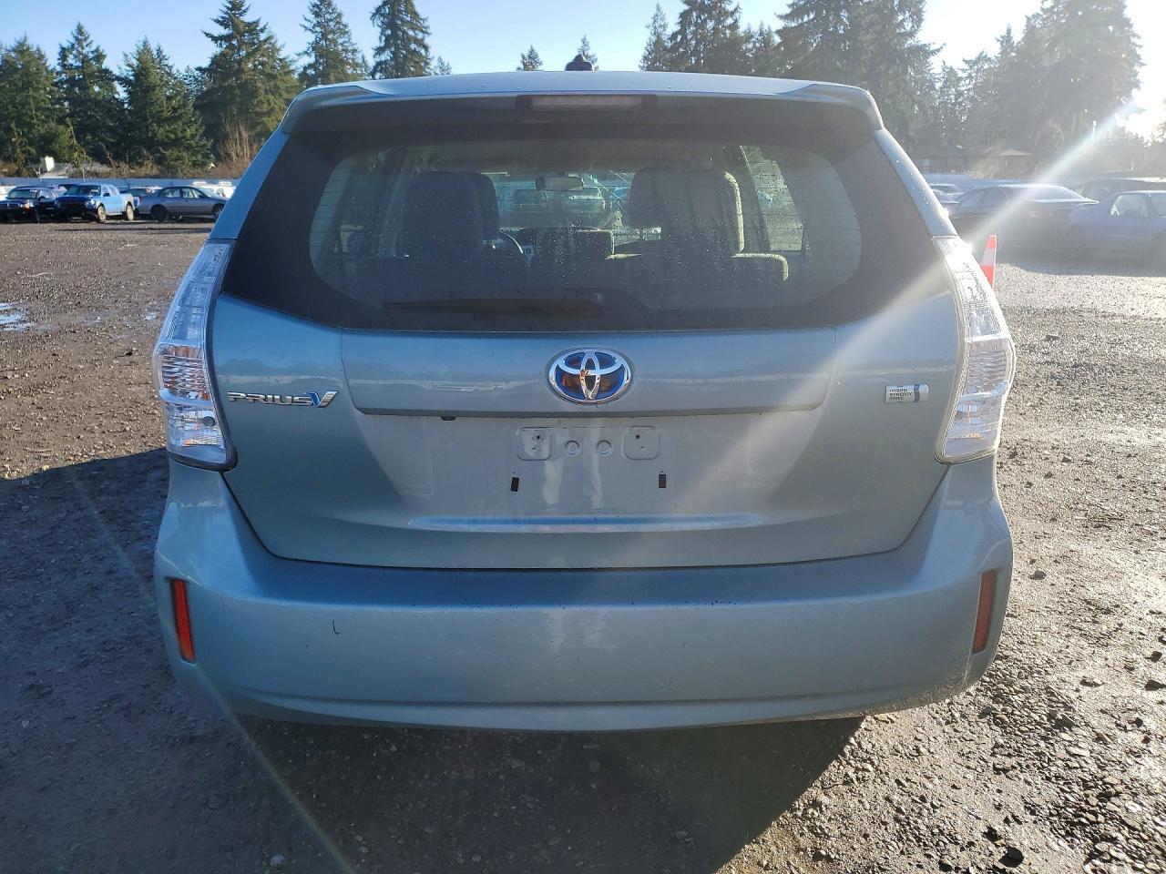 2014 TOYOTA PRIUS V