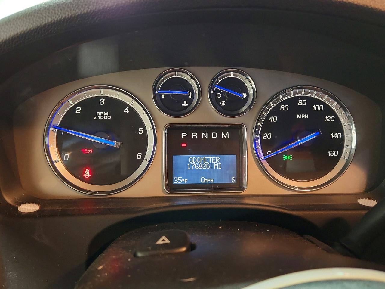 2010 CADILLAC ESCALADE