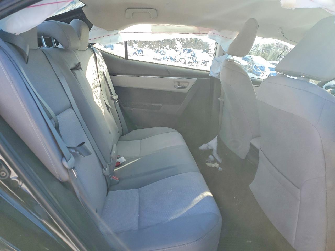 2015 TOYOTA COROLLA