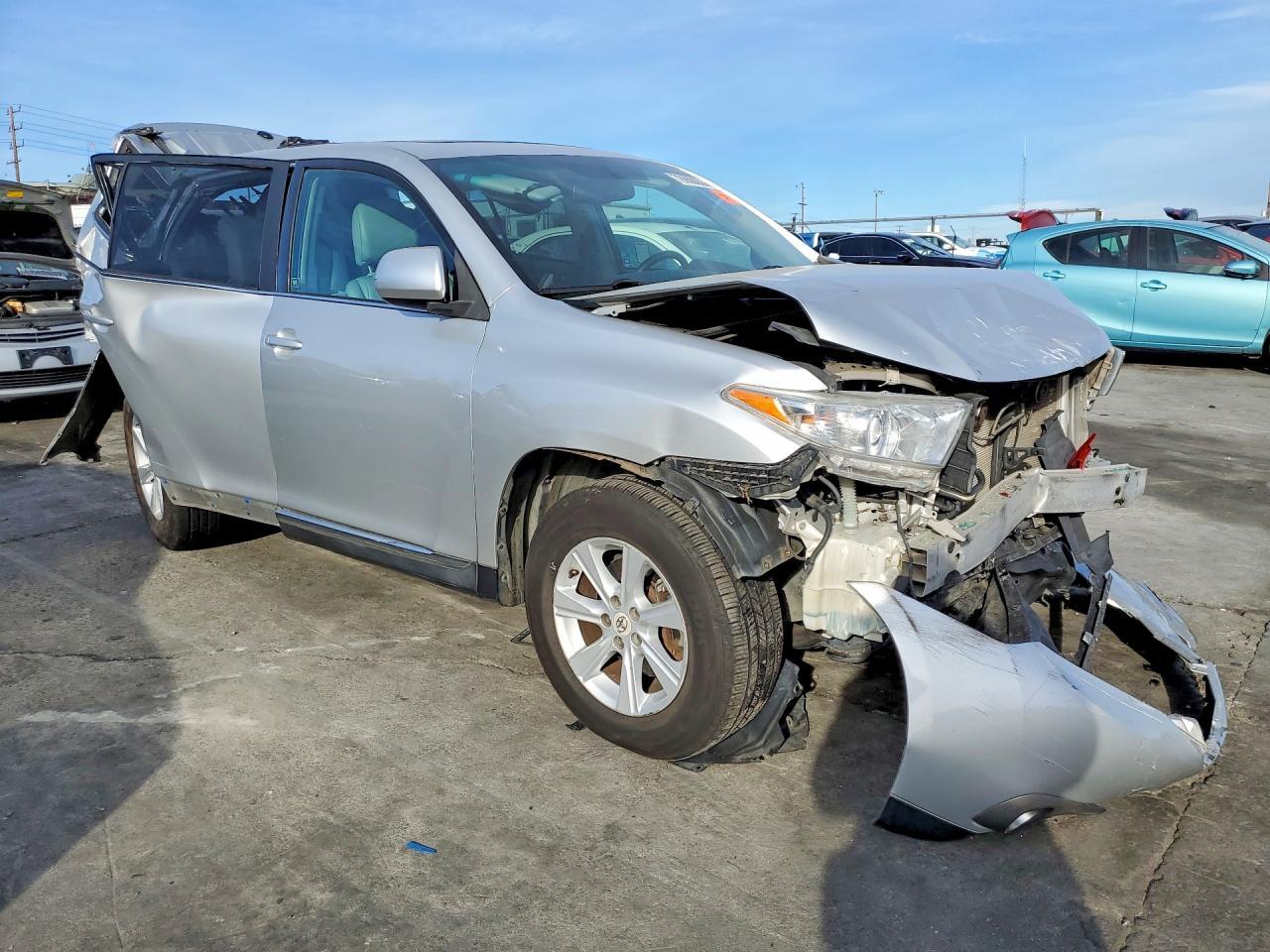 2012 TOYOTA HIGHLANDER