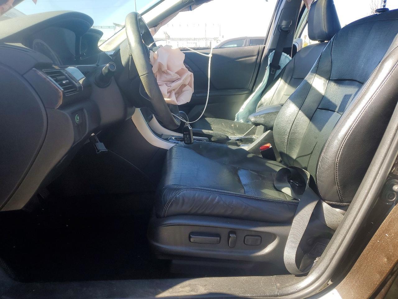 2016 HONDA ACCORD