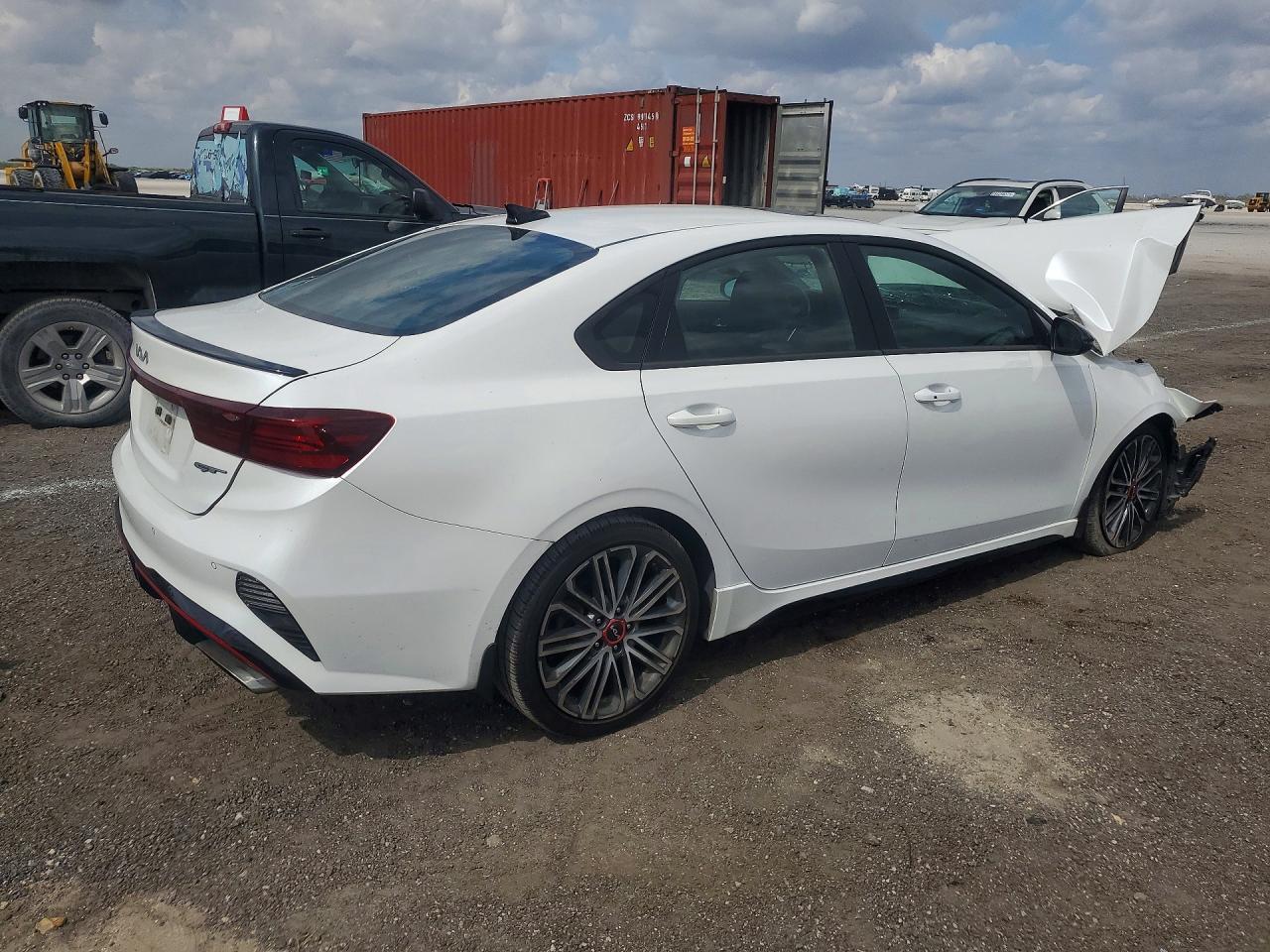 2022 KIA FORTE