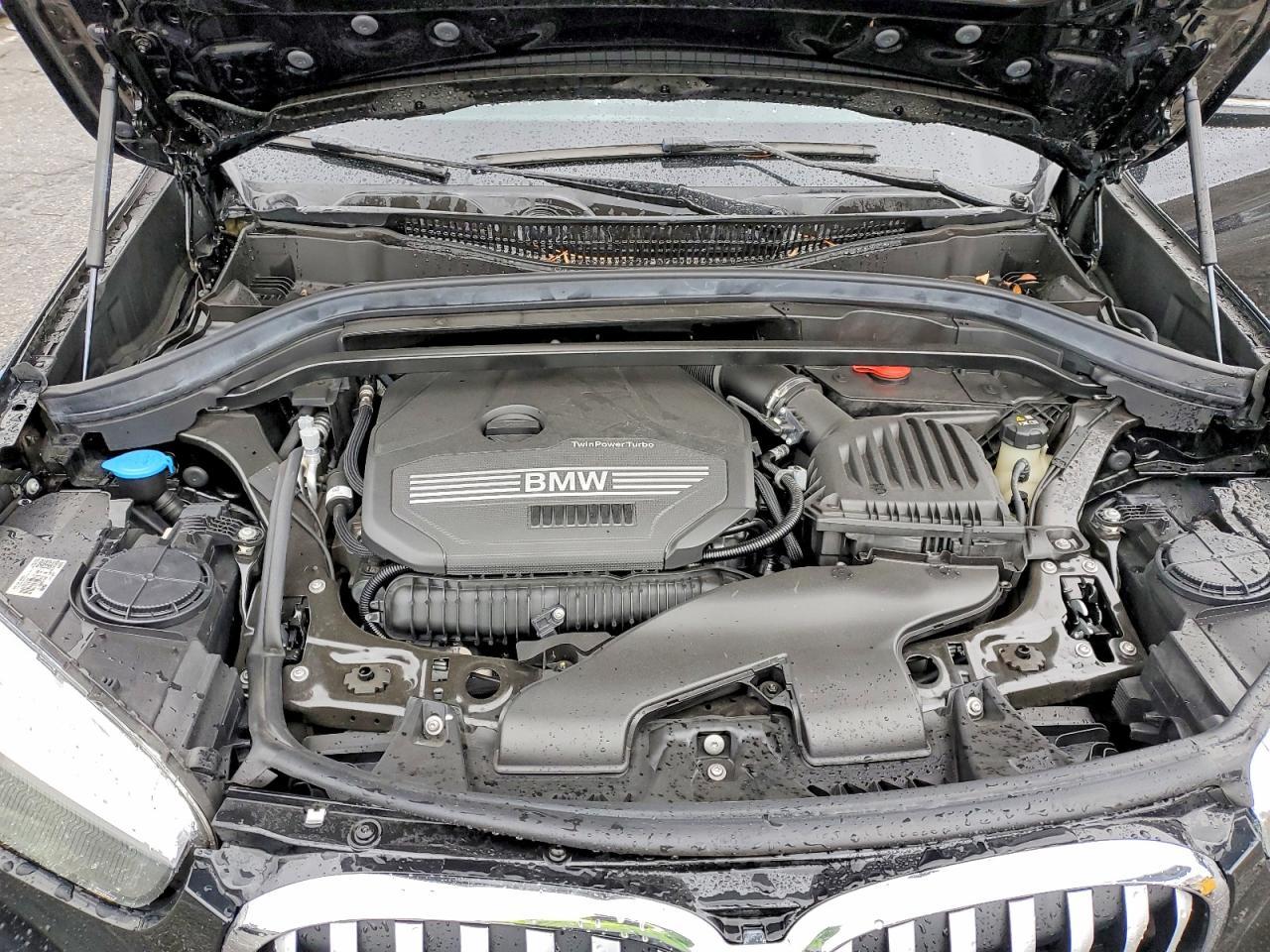 2022 BMW X1