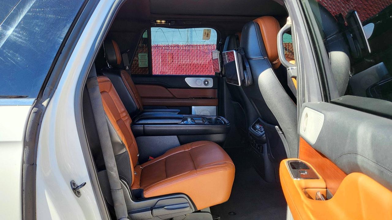 2020 LINCOLN Navigator