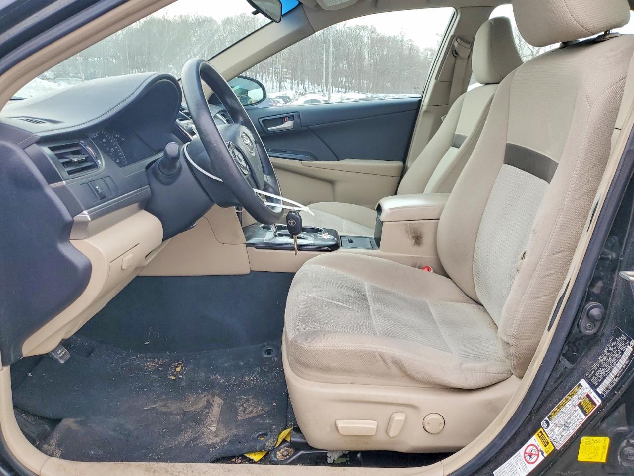 2014 TOYOTA CAMRY