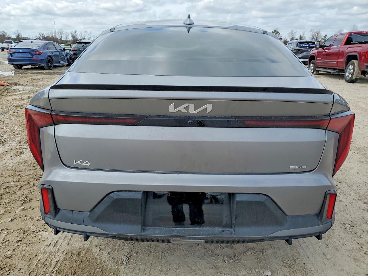 2025 KIA K4