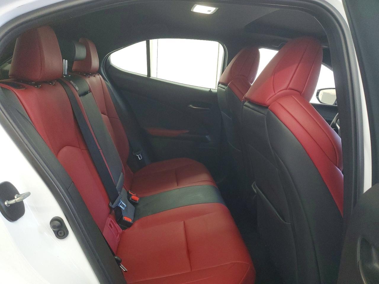 2023 LEXUS UX 250H