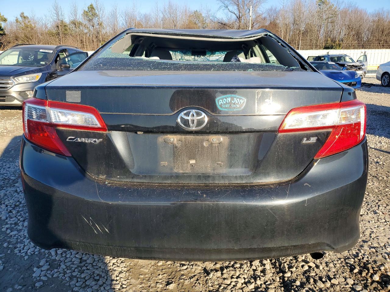2014 TOYOTA CAMRY