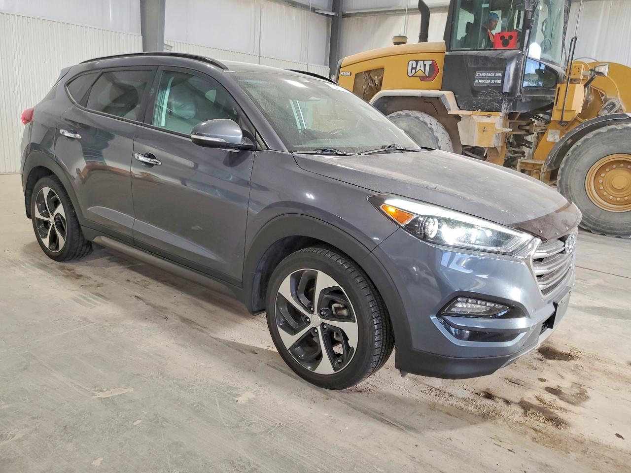 2016 HYUNDAI TUCSON