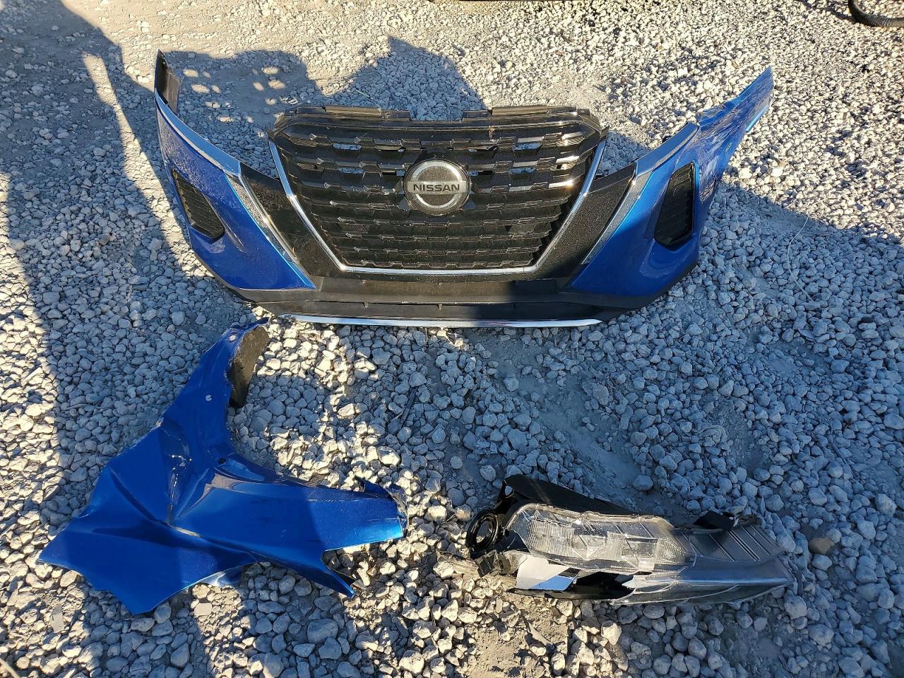 2021 NISSAN KICKS