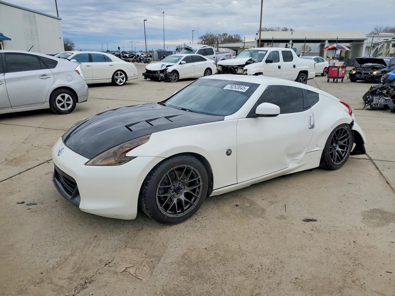 2011 NISSAN 370Z